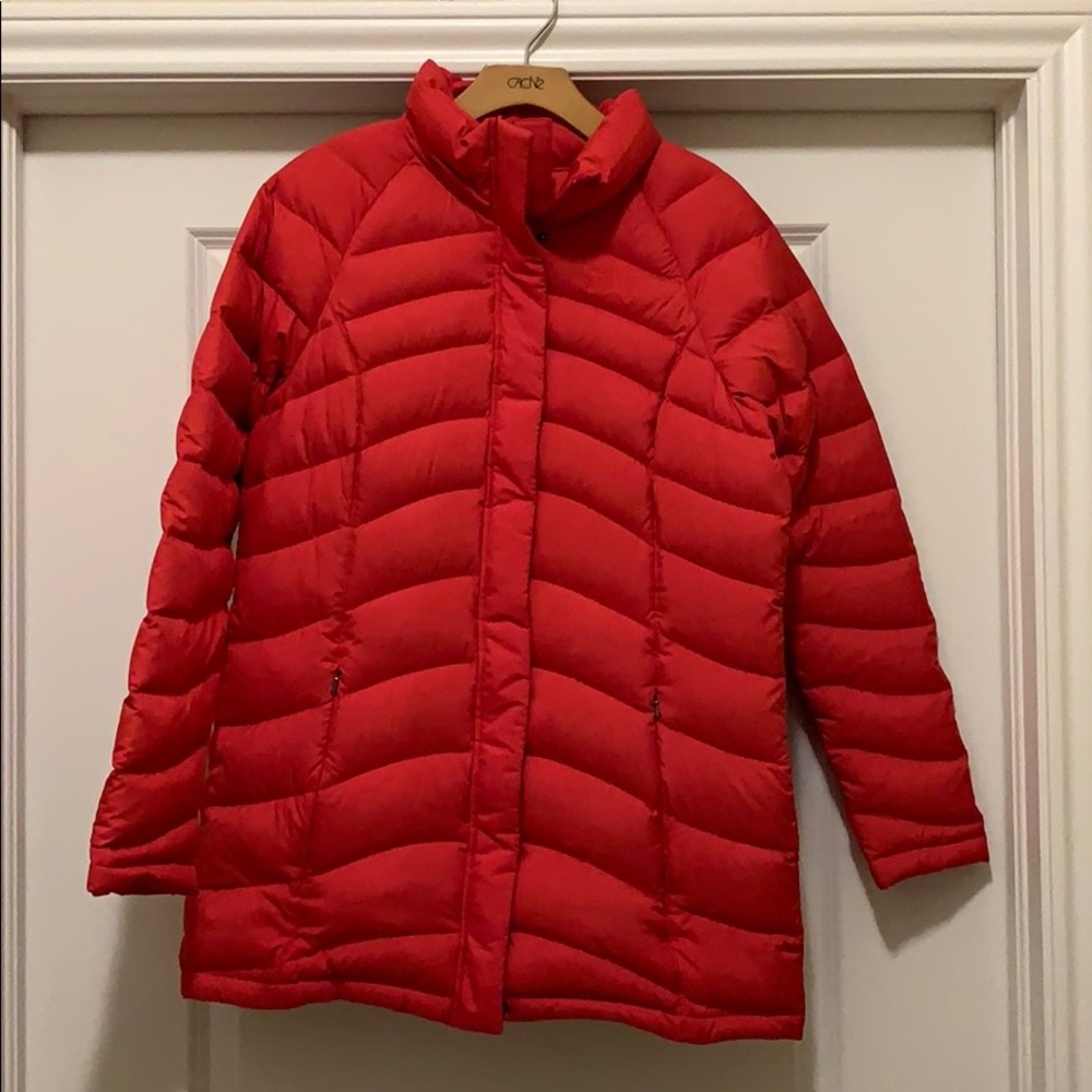 North Face puffy coat. Size medium